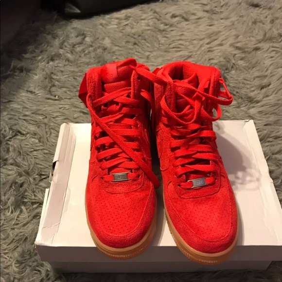 red forces shoes